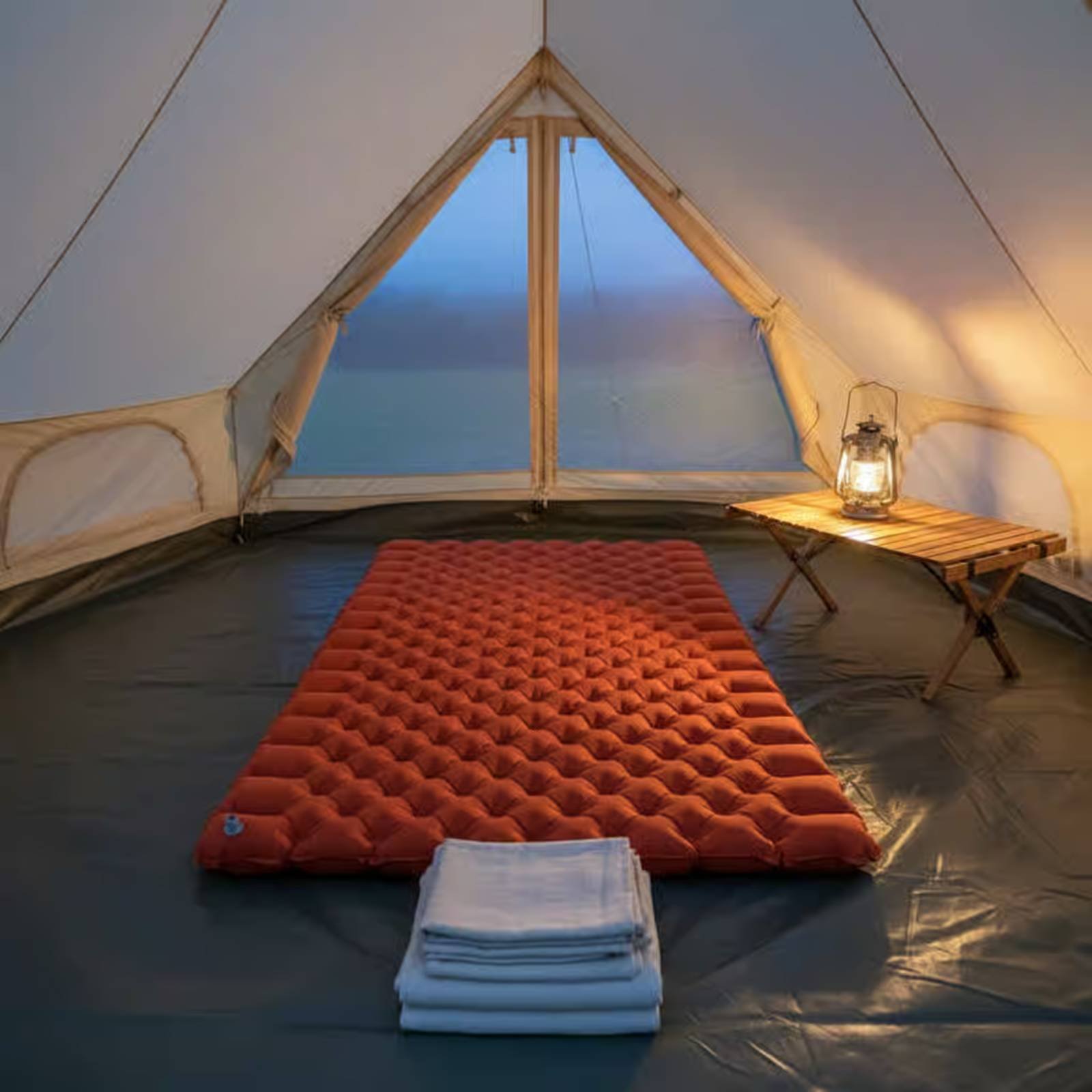 فراش تخييم قابل للنفخ من الناي - مراجعة Outdoor Camping Mat Waterproof وسعره